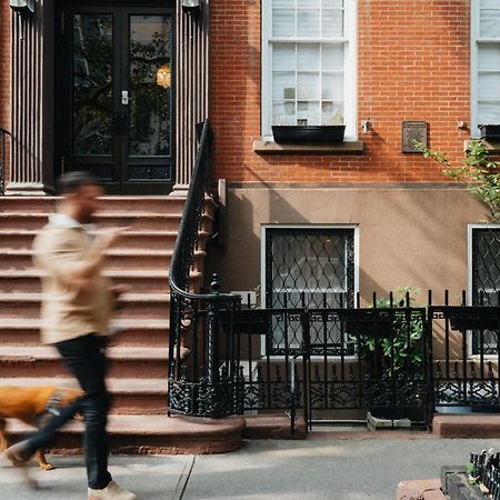 Outsite Chelsea Hotel New York Bagian luar foto